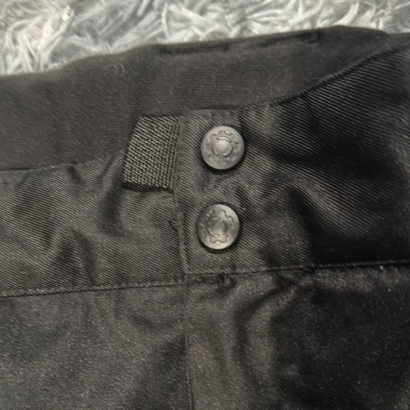 BOULDER GEAR Black Cargo Pants with Utility Design - Picture 4 of 13
